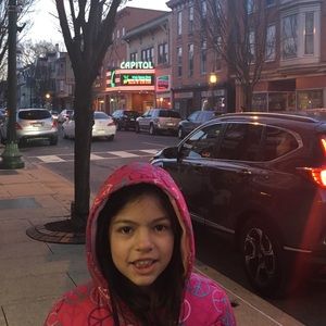 Meet your Posher, Ceci